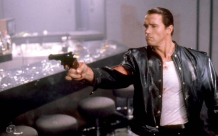 Arnold Schwarzenegger's 105-Minute One-Man-Army Action Flop Is Officially Free to Watch