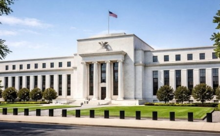 Asian currencies strengthen as Fed rate hike expectations diminish