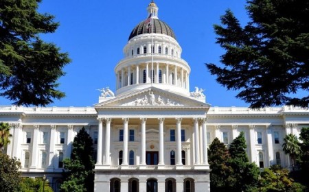 California Democrats back billionaire tax for November ballot