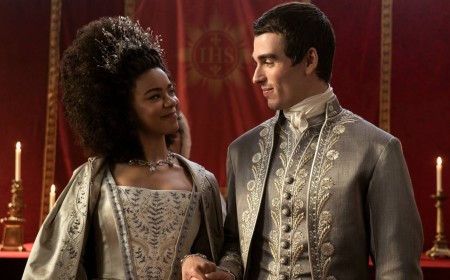 63-Episode 'Twilight Meets Queen Charlotte' Fantasy Series Is Perfect From Start To Finish