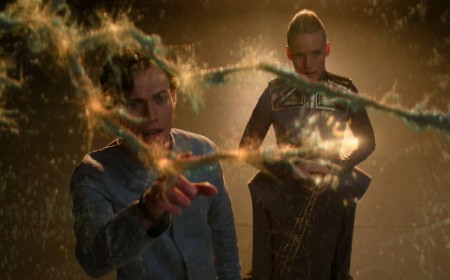 10 Sci-Fi Shows With The Deepest Lore