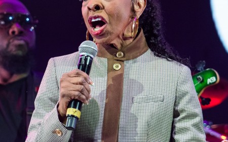 Gladys Knight Announces She’s Stepping Back From Performing