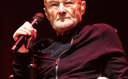 Phil Collins Details His Organs “Seizing Up” During Alcohol Addiction