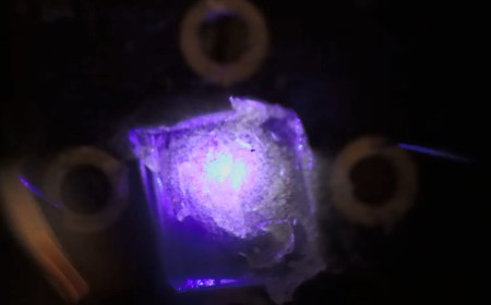 Mad scientist makes LEDs in his backyard — semiconductor wizard who made his own RAM turns his attention to using bathroom eBay laser to etch sapphire wafers
