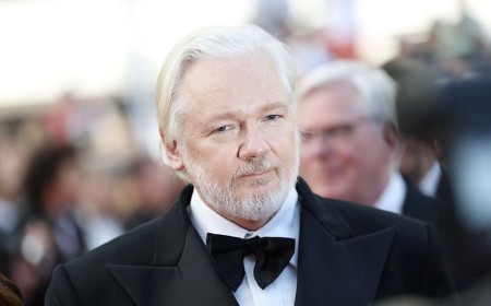 Quote of the day by Julian Assange: 'If you want a vision of the future, imagine Washington-backed Google Glasses strapped onto vacant human faces — forever'