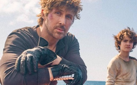Ryan Gosling's Starfighter Has A Secret Weapon Other Star Wars Movies Lack
