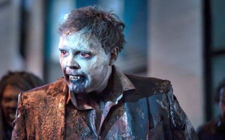 Netflix Just Quietly Added the Worst Vampire Series of 2025