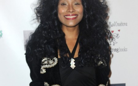 All That Star Christy Knowings Dead at 46