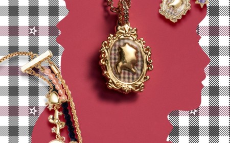 Alex & Ani's American Girl Collab Has Samantha, Molly, Addy & Kirsten