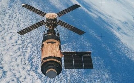 Skylab completists, clear some shelf space for 26 DVDs