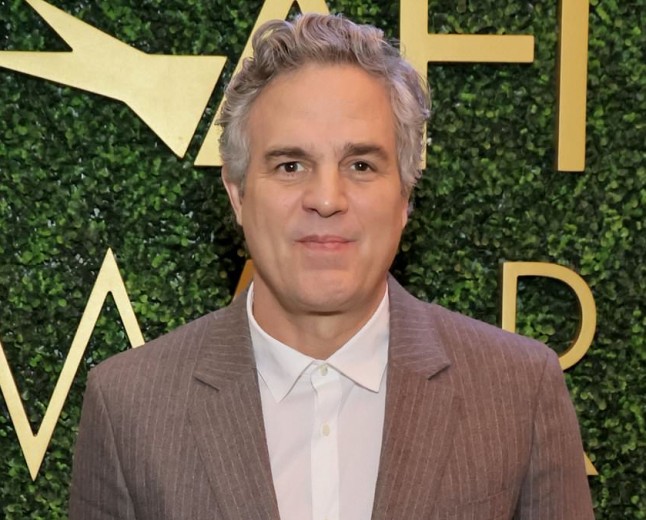 Woke Hacks star SLAMS Paramount for branding Mark Ruffalo an antisemite as she defends actor's 'genocide' comments