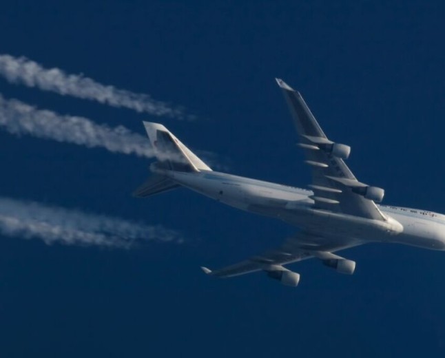 UK puts Google AI on the flight path to fewer contrails