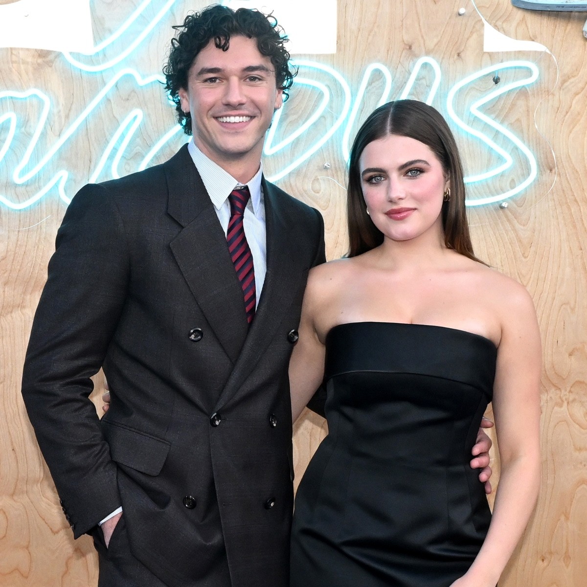Off Campus’ Belmont Cameli Teases Garrett and Hannah in Season 2