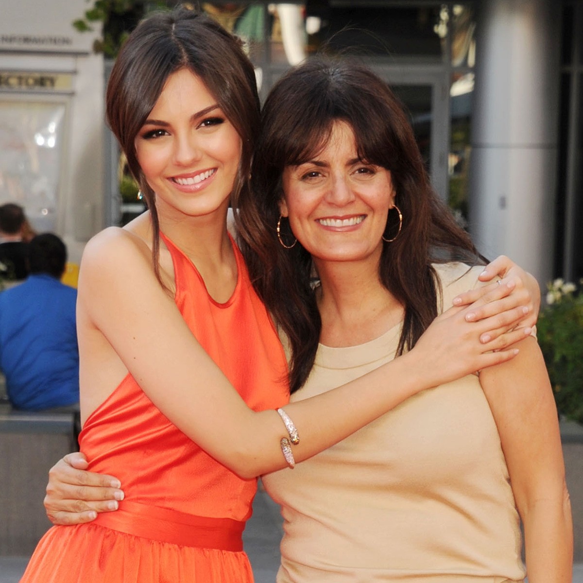 Victoria Justice Details Her Mom's "Serious Health Scare"
