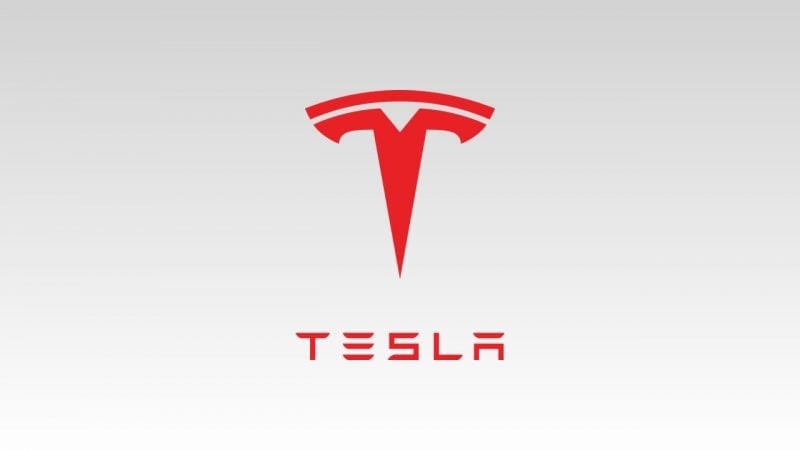 Tesla signals October 1 reveal for long-delayed Roadster
