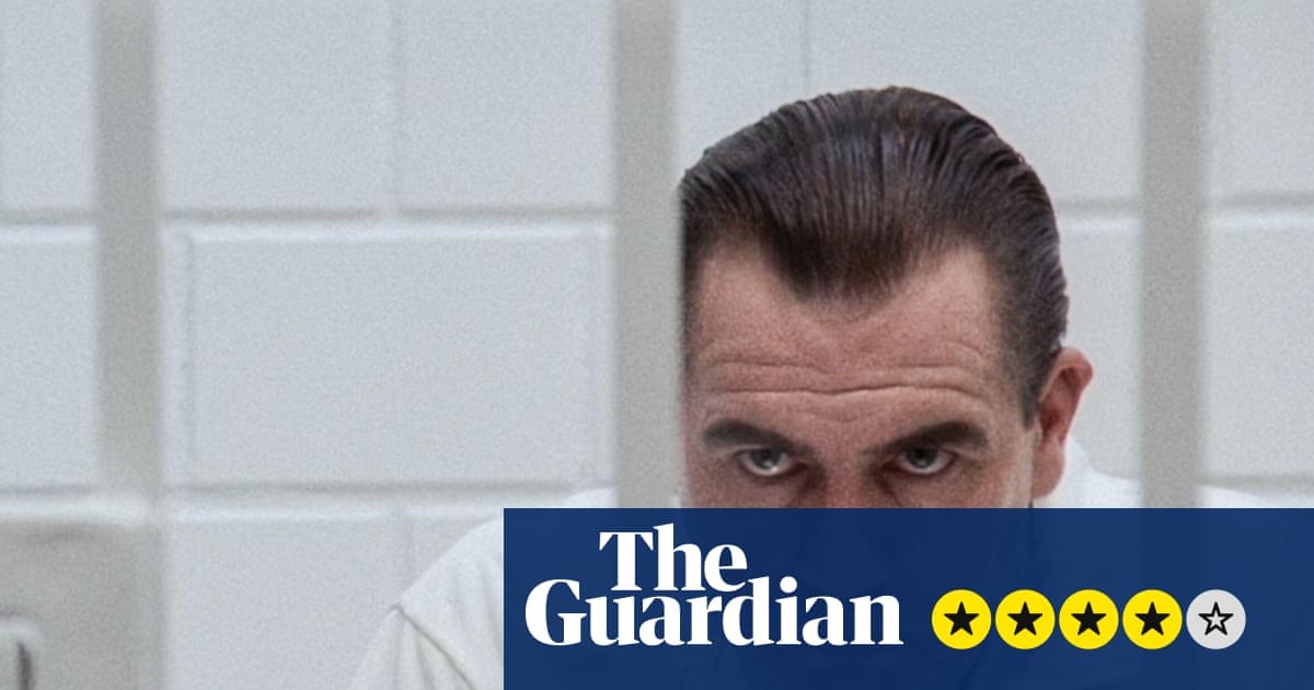 Manhunter review – Michael Mann serves up a bold and queasy starter to the serial killer spectacle