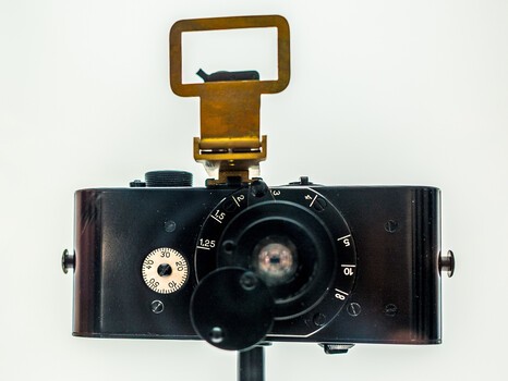 Full Frame Is 24x36mm Because a Leitz Engineer Doubled a Movie Frame in 1913