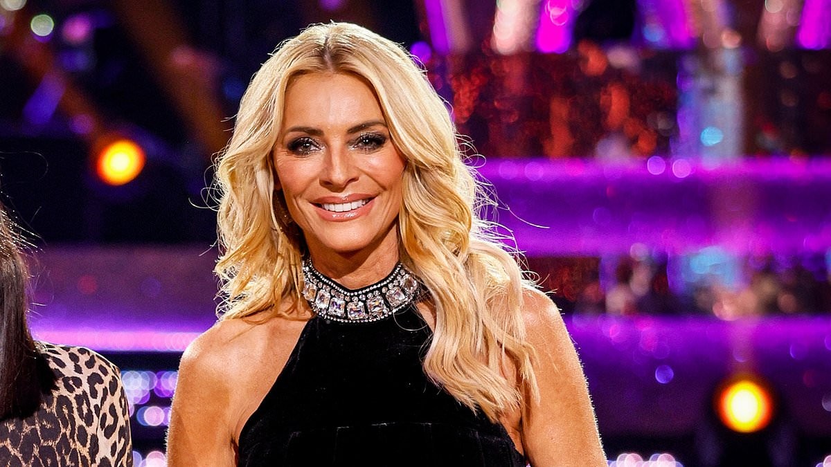 Tess Daly wishes new hosts Emma Willis, Josh Widdicombe and Johannes Radebe good luck as series launches