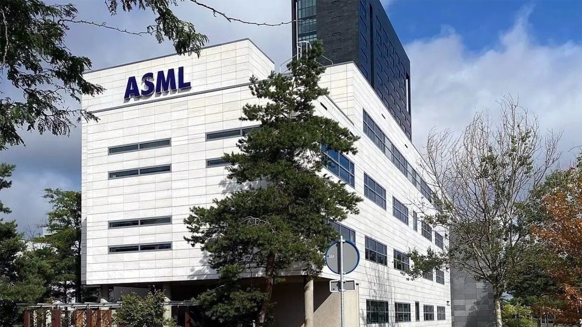 ASML snubs Elon Musk-backed particle accelerator chipmaking tech — firm doubles down on 1,000W laser-produced plasma systems for chipmaking tools