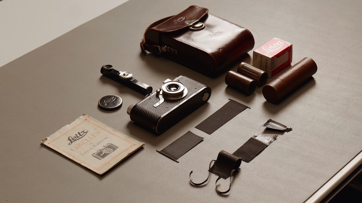 This 2.5-hour Leica restoration video is basically camera ASMR for film photographers