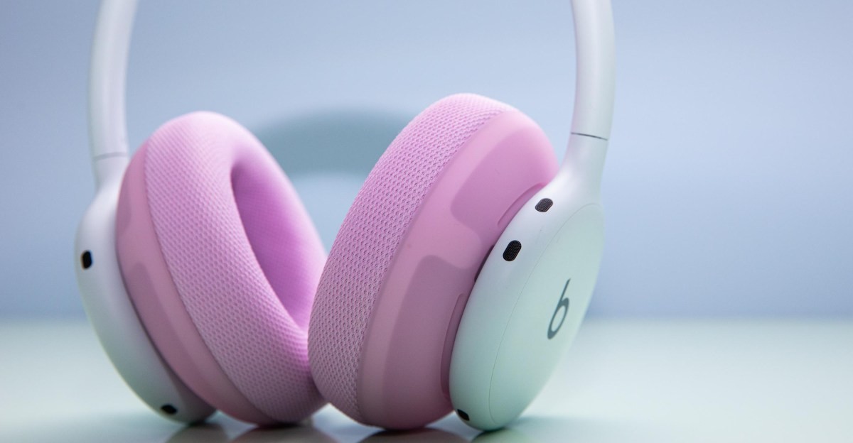 The Beats 360 are what I’d bring to the gym if I hated earbuds