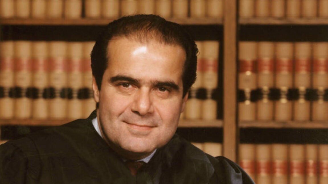 Trump’s sneaky plan to gut Endangered Species Act draws from 1995 Scalia dissent