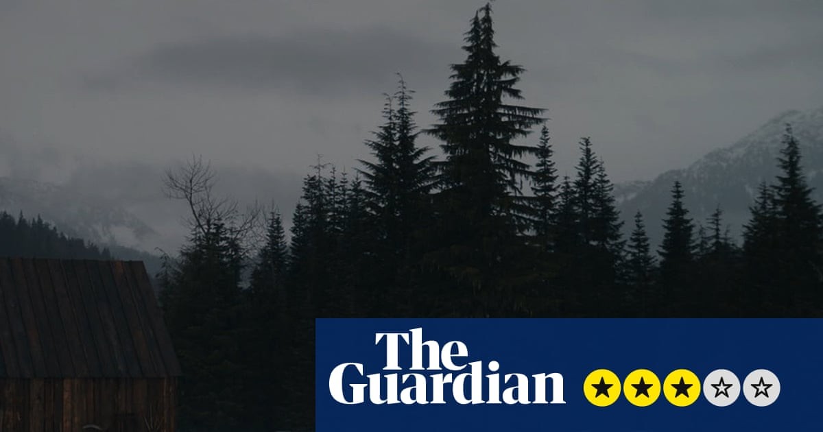Company review – Casey Affleck entertains us with creepy campfire tales