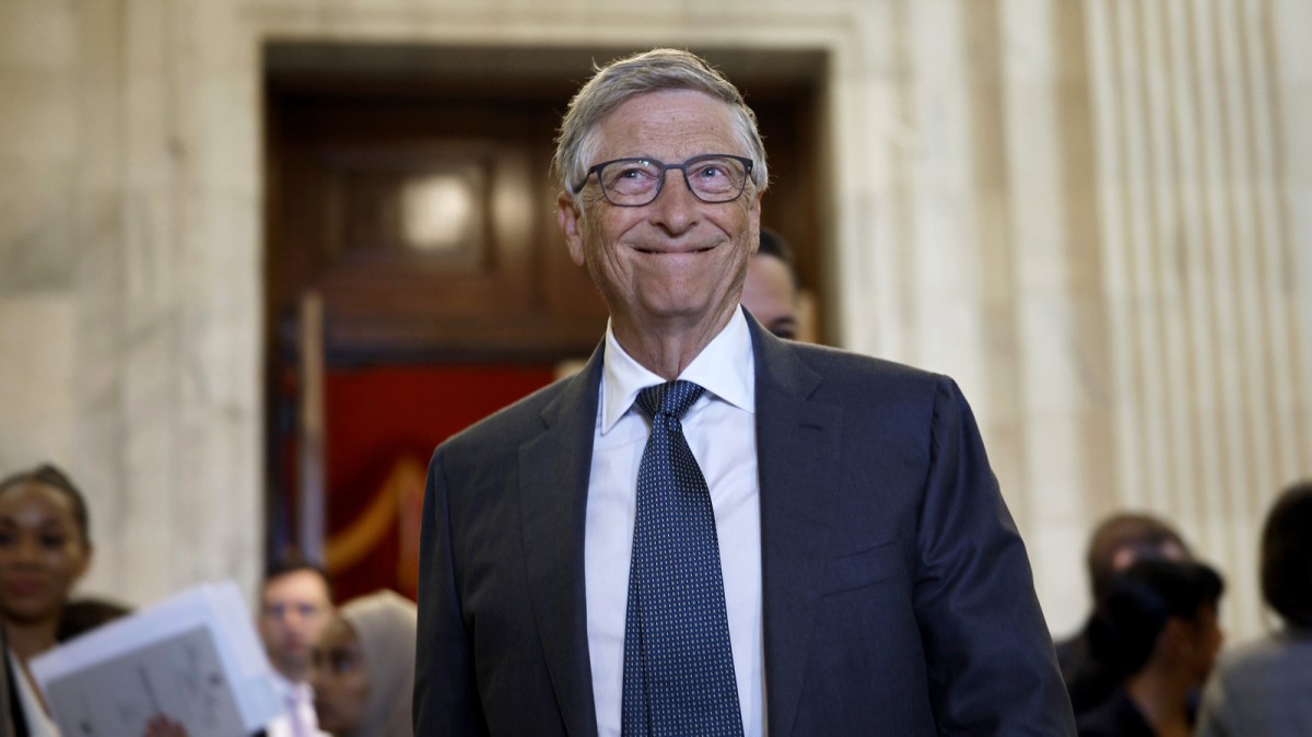 Bill Gates says it's 'completely irresponsible' for AI to not have safeguards