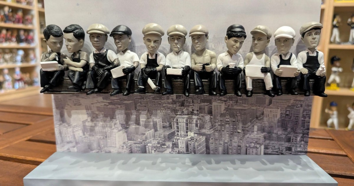 ‘Lunch Atop a Skyscraper’ Photograph Immortalized in Bobblehead Form