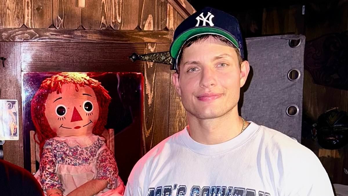 Chilling warning for paranormal fans flocking to see world's most haunted doll Annabelle: 'Say your prayers'