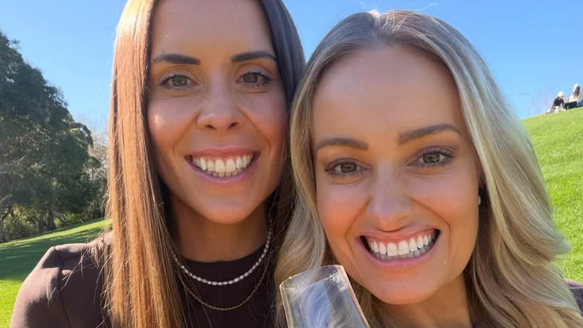 Channel Nine presenter Andrea Crothers announces engagement to girlfriend and shows off incredible ring: 'YES! To my favourite person!'