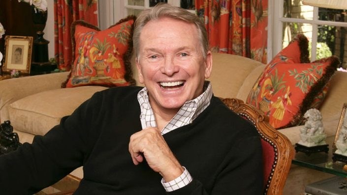 Who Was Bob Mackie? 5 Things to Know About the Designer Who Died