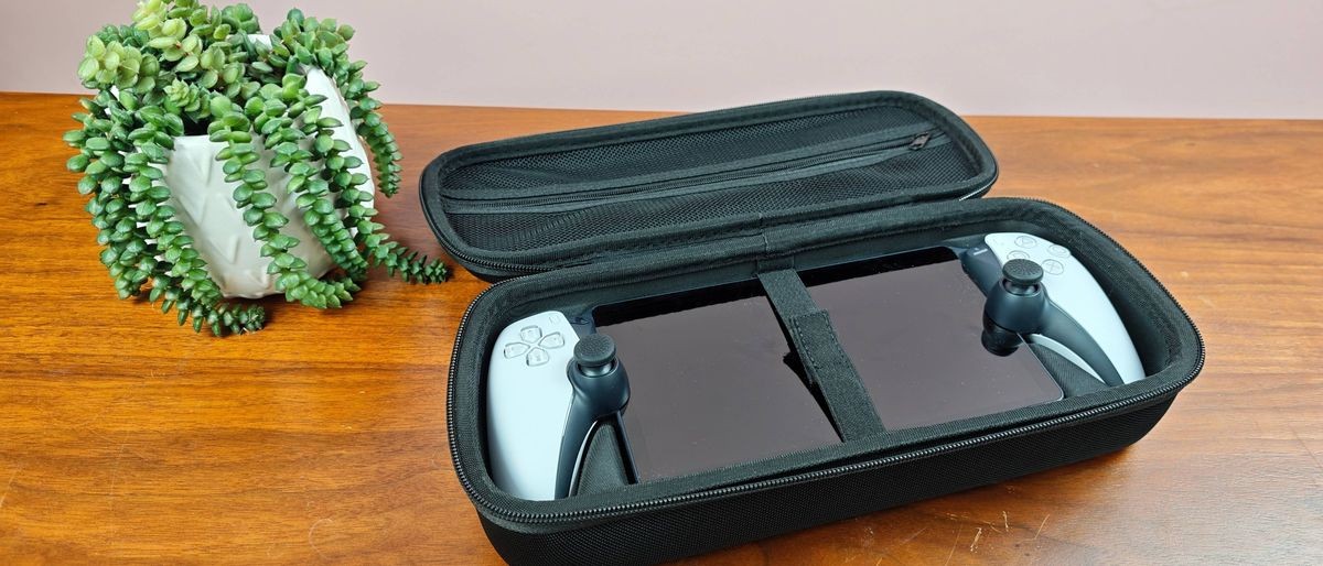 Venom PlayStation Portal Carry Case review: ultra-durable yet affordable