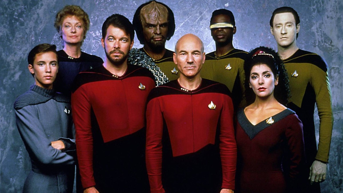 Star Trek: The Next Generation And Voyager Officially Crossing Over For 60th Anniversary Event