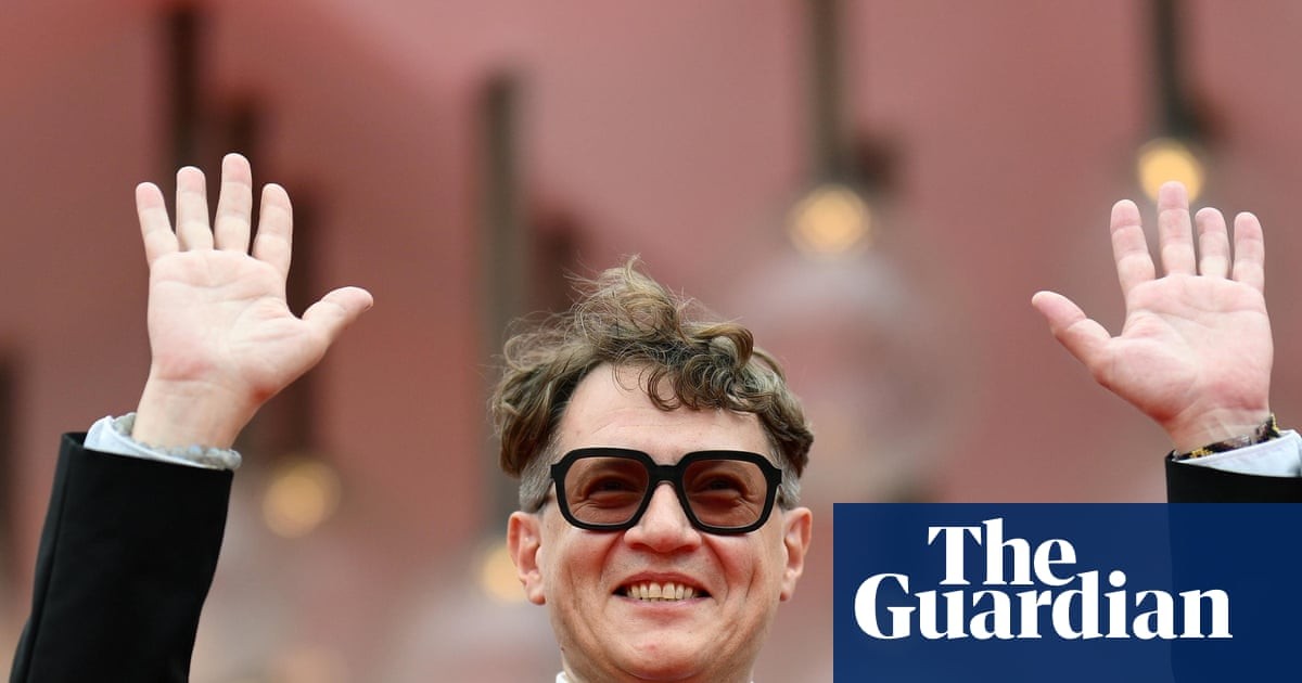 Russian director refuses to denounce lead actor despite criticism from Ukraine