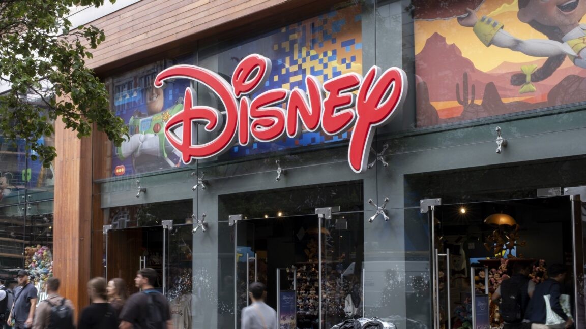 Trump admin fights ABC lawsuit as watchdogs worry Disney will settle with FCC