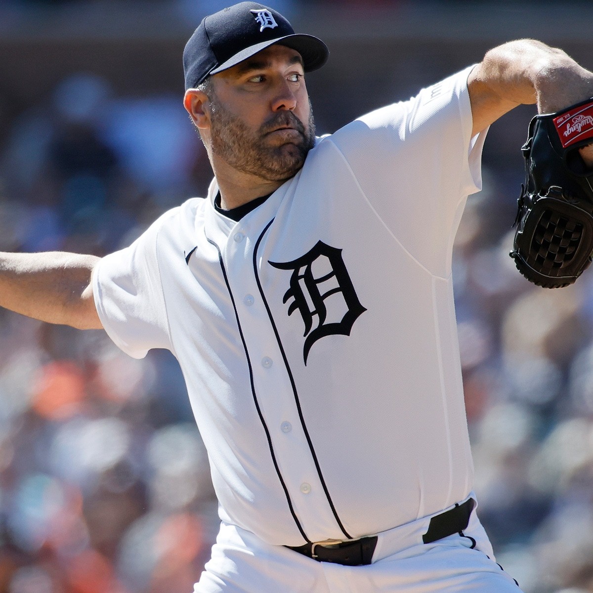Justin Verlander's Daughter Genevieve Surprises Him During Final Game