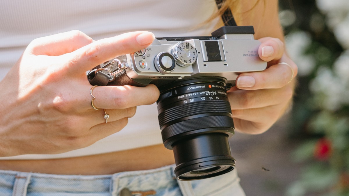OM System’s updated 14-42mm kit lens finally gets weather sealing and closer focus