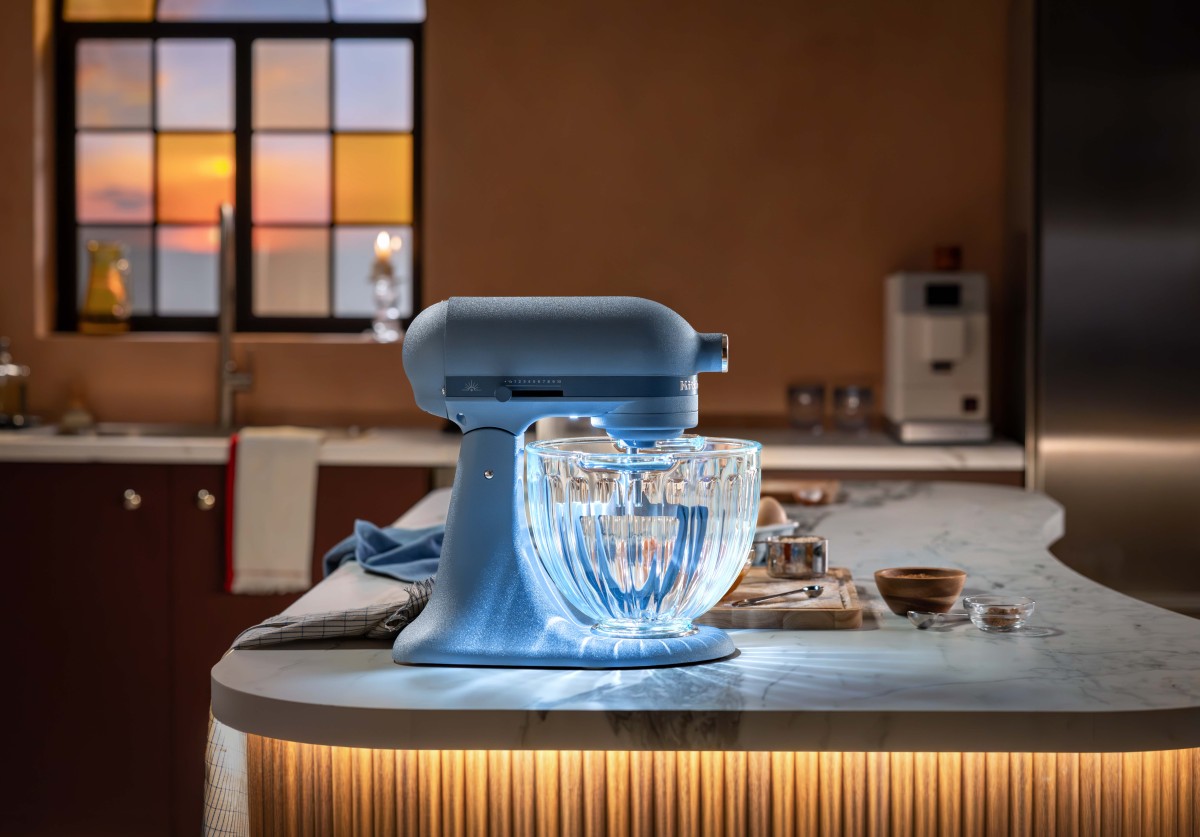 KitchenAid’s New Design Series Mixer Has a Glass Bowl That Illuminates