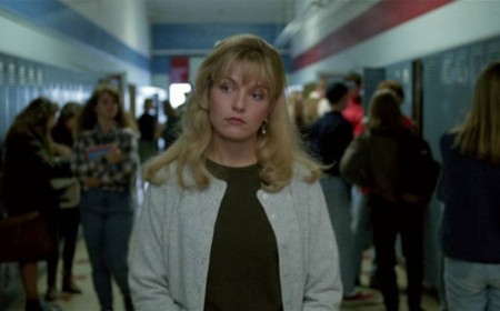 35 Years Later, the Greatest Detective Thriller Series of All Time Is Officially Free on Streaming
