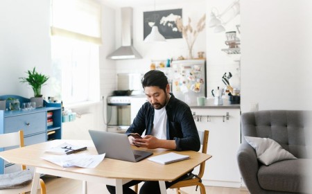 UK small businesses are spending more on software - but also spending more time on admin