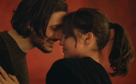 ‘The Echo Chamber’ Review: Luca Marinelli and Alicia Vikander Are Sublime in a Brooding Addiction Romance Directed from Bertolucci’s Last Script
