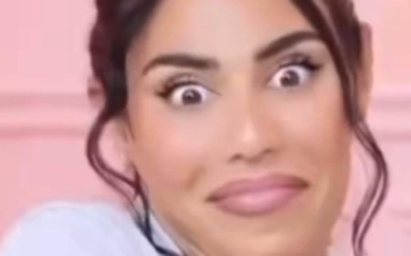 Love Island star Anna Vakili's influencer sister Mandi faces fierce backlash after saying she doesn't like seeing women breastfeed in public
