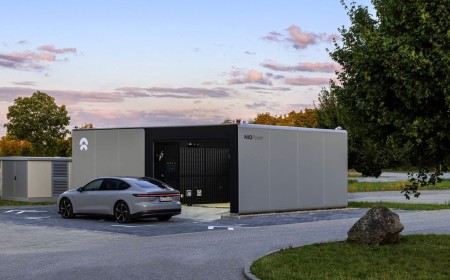 2 huge EV companies are teaming up to make 'automated battery swapping stations' real