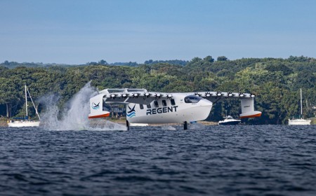 An electric plane that transforms into a boat just flew its first human-crewed flight — Viceroy Seaglider has a 15,000lbs MTOW and will fly up to 180 miles