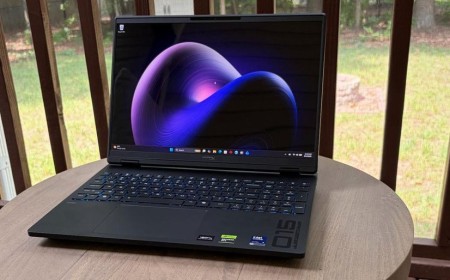 HyperX Omen 15 review: Strong gaming performance and colorful OLED display, with obvious cost-cutting measures