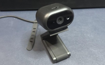 Dell Pro 5 Webcam 2K Review: So you can look good in office