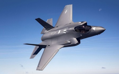 Today I learned that F-35 pilots get $400,000 helmets with 'X-ray vision' - but the Pentagon almost ditched them