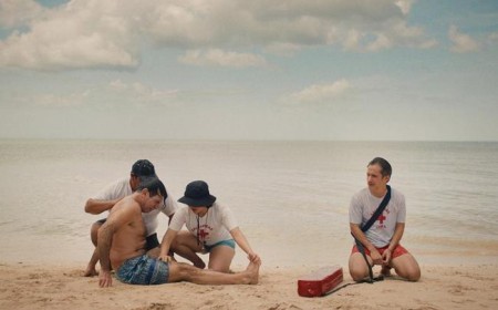 ‘Hombre Al Agua’ Review: Gael García Bernal’s Meta Reflection on Narrative Fascinates and Frustrates
