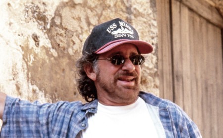Steven Spielberg's Forgotten Fantasy Masterpiece Officially Says Goodbye to Netflix